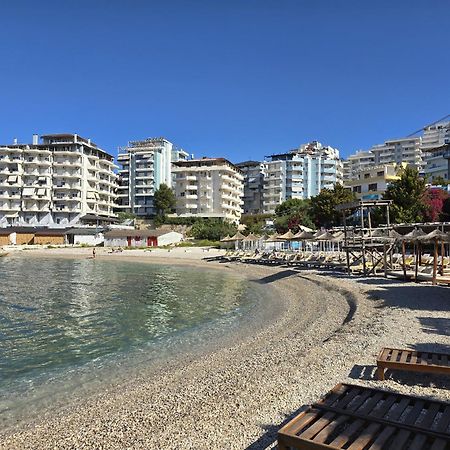 Saint Tropez Apartment Sarandë Esterno foto
