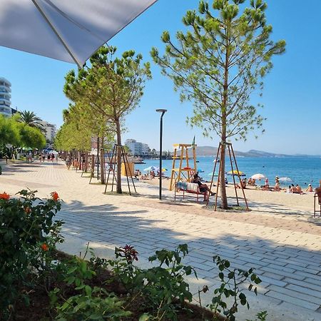 Saint Tropez Apartment Sarandë Esterno foto